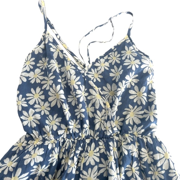 American Eagle Daisy Romper XS - Picture 4 of 8